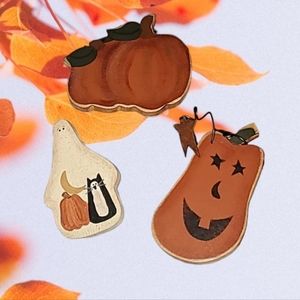 3 Wooden Fall Harvest Brooches Thanksgiving Halloween Pin Brooch Lot